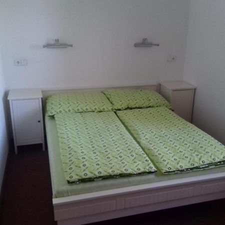 Hostinec Na Lipce Havlíčkŭv Brod Buitenkant foto
