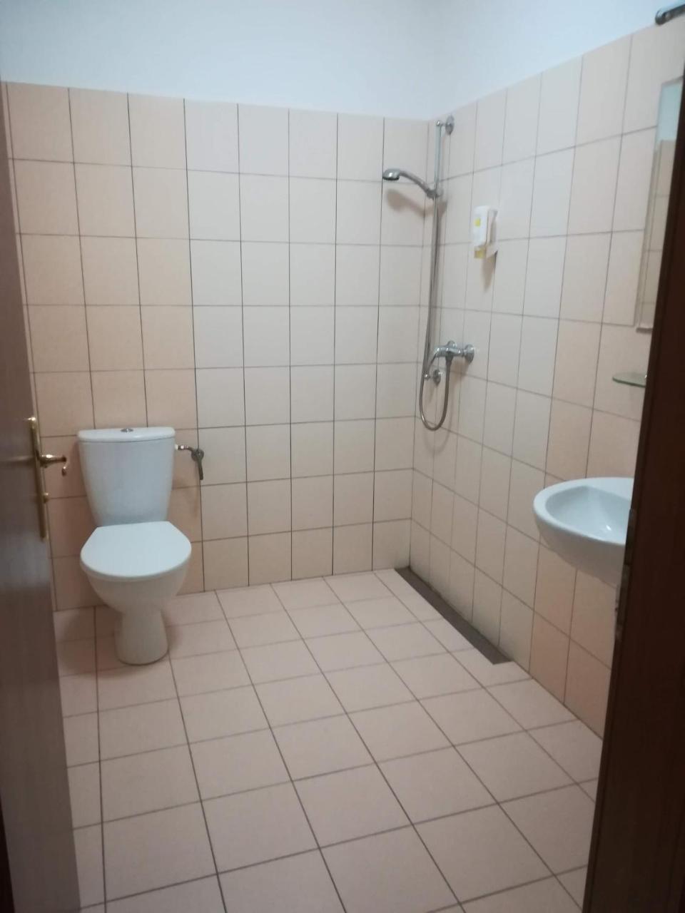 Hostinec Na Lipce Havlíčkŭv Brod Buitenkant foto